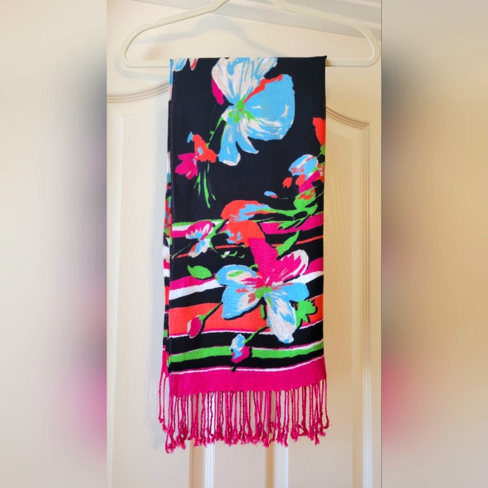 APT.9 Floral scarf